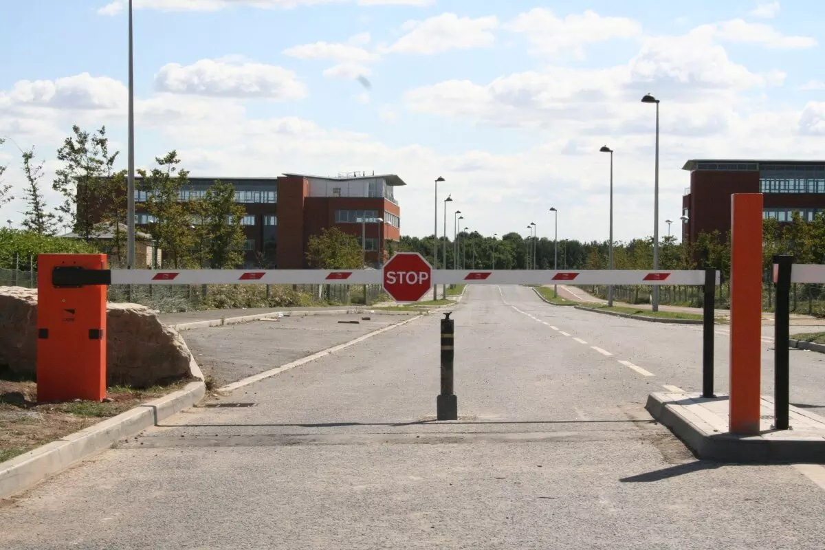 Manual Parkng Barriers